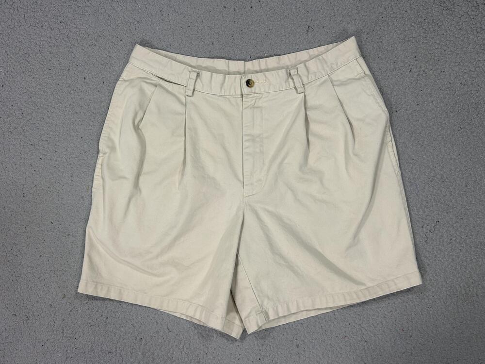 Nautica Shorts Mens 34 Beige Pleated Chino Cotton Classic Casual Preppy